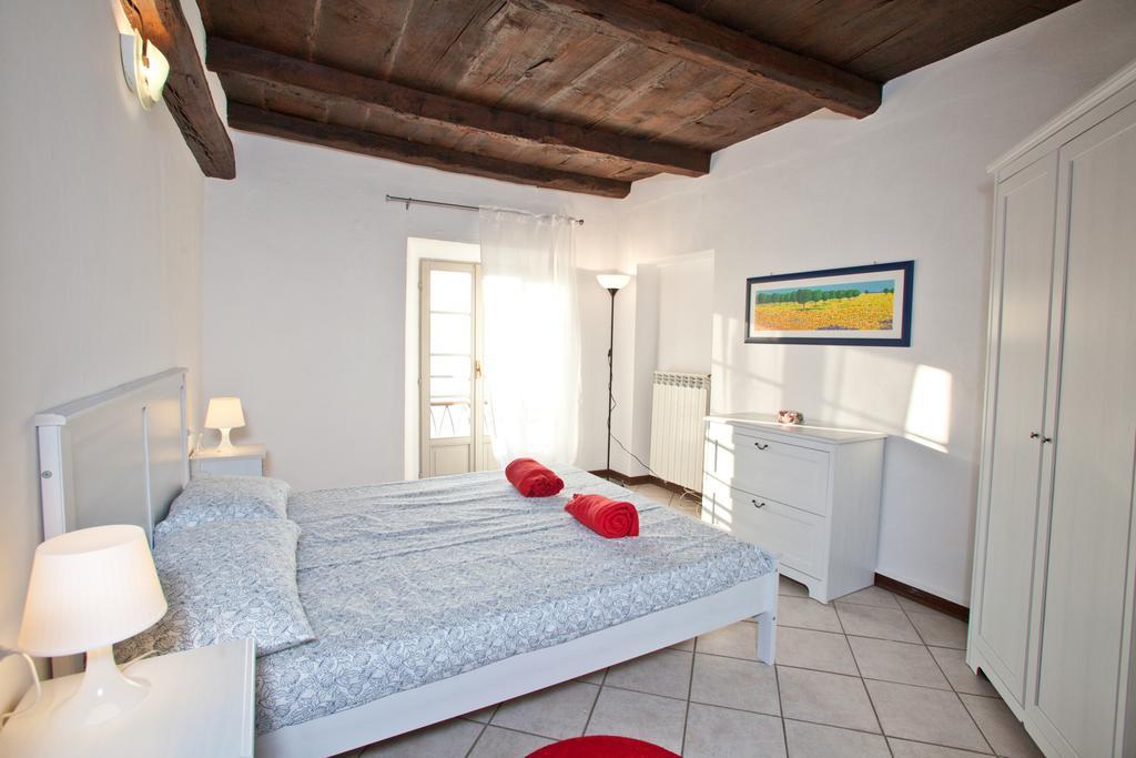 -Ortaflats- Appartamenti Imbarcadero & Palazzotto Orta San Giulio Cameră foto
